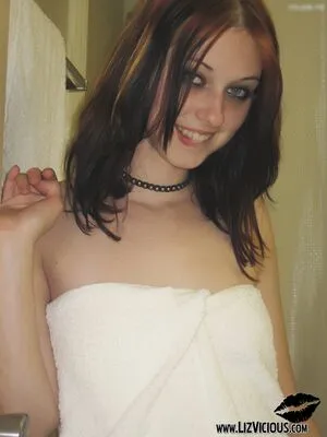 Liz Vicious OnlyFans Leaked Free Thumbnail Picture - #MtHoTNaOVO