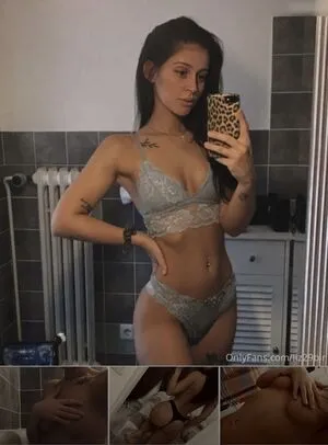 Liz29blr OnlyFans Leaked Free Thumbnail Picture - #u3K4R2nT30