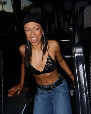 Liza Koshy OnlyFans Leaked Free Thumbnail Picture - #VW0RoXOxtK