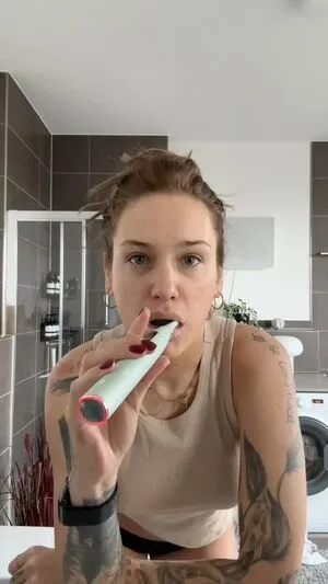 Liza Waschke OnlyFans Leaked Free Thumbnail Picture - #4aPJFrrpqa