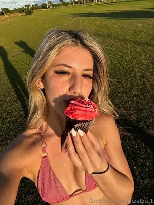 Lizalouu OnlyFans Leaked Free Thumbnail Picture - #mBJTiE1EMk