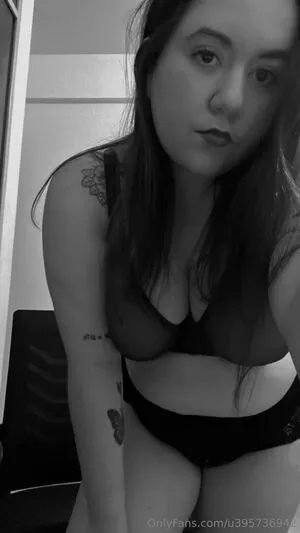 Lizbethsrealm OnlyFans Leaked Free Thumbnail Picture - #L6cFsRAlG1