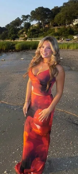 Lizgiamalvo OnlyFans Leaked Free Thumbnail Picture - #APgGyQBxLM