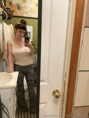 Lizharveynsfw OnlyFans Leaked Free Thumbnail Picture - #e8CsP8L0QV