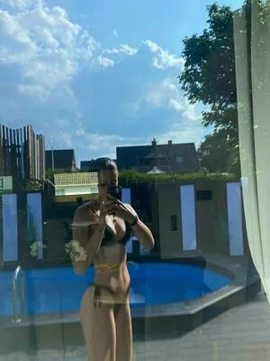 Lizisthere OnlyFans Leaked Free Thumbnail Picture - #9vuFucbQdv