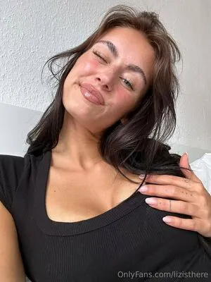 Lizisthere OnlyFans Leaked Free Thumbnail Picture - #TezhkviRCi