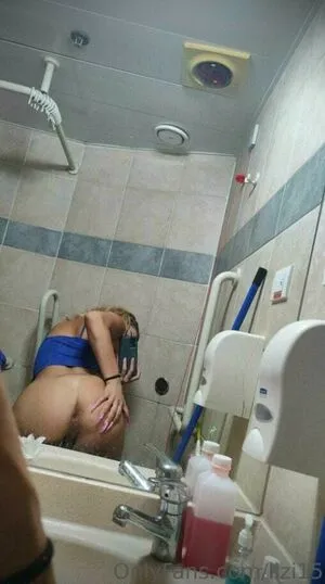 Lizixo OnlyFans Leaked Free Thumbnail Picture - #BletDRSe67