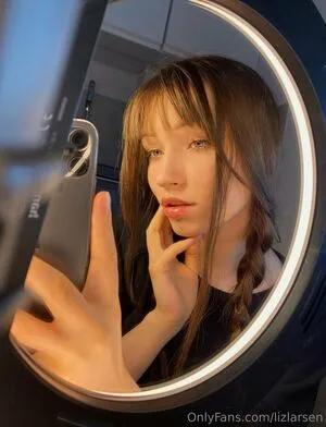 Lizlarsen OnlyFans Leaked Free Thumbnail Picture - #lxxgDnW0Oa