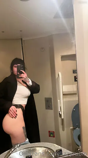 Lizyrubinspicy OnlyFans Leaked Free Thumbnail Picture - #3DoDbS71ii