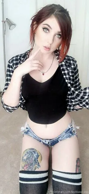 Lizzi Blake OnlyFans Leaked Free Thumbnail Picture - #Xz9xxQ4Pkf