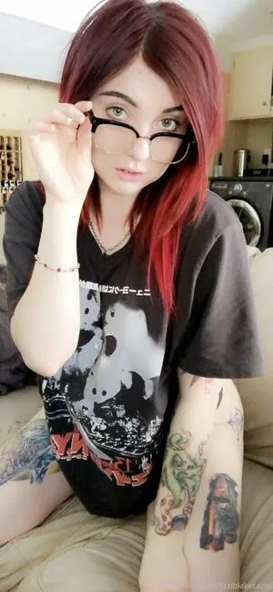 Lizzi Blake OnlyFans Leaked Free Thumbnail Picture - #zLEf3ewloQ