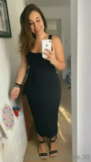 Lizzie OnlyFans Leaked Free Thumbnail Picture - #gbtCpAitdV