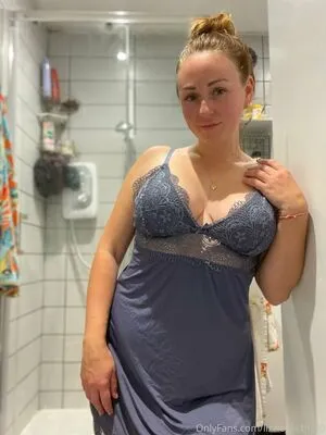 Lizzie Beth OnlyFans Leaked Free Thumbnail Picture - #A4KaiwTCOF