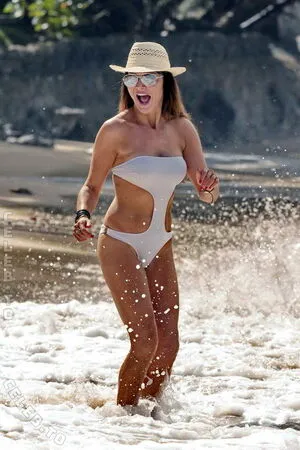 Lizzie Cundy OnlyFans Leaked Free Thumbnail Picture - #pOLeSpYlQo