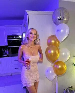 Lizzie Quinn OnlyFans Leaked Free Thumbnail Picture - #lpLMvRSTYW