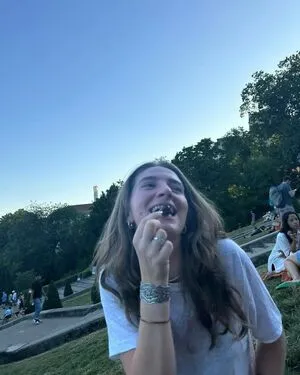 Lizzie Sennott OnlyFans Leaked Free Thumbnail Picture - #csyoeDKcTH