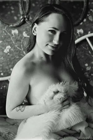 Lizzielovevip OnlyFans Leaked Free Thumbnail Picture - #47zaEWJyP1