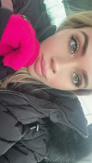 Lizzieroseeee OnlyFans Leaked Free Thumbnail Picture - #K4Vm2cljLO