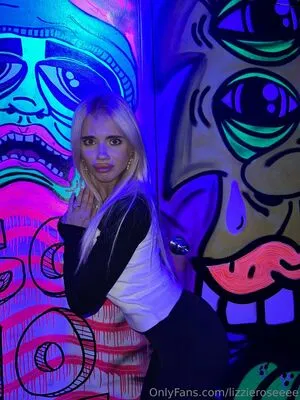 Lizzieroseeee OnlyFans Leaked Free Thumbnail Picture - #rKLG7OE3MQ