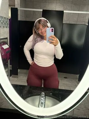 Lizzifromthebloc1 OnlyFans Leaked Free Thumbnail Picture - #vn3uoA7noy