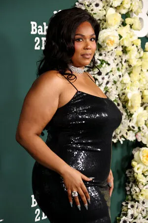 Lizzo OnlyFans Leaked Free Thumbnail Picture - #46BXtJuEkf