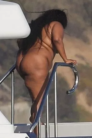 Lizzo OnlyFans Leaked Free Thumbnail Picture - #UwYZjtTU5E