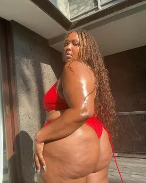 Lizzo OnlyFans Leaked Free Thumbnail Picture - #VJed0pYdY6