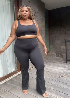Lizzo OnlyFans Leaked Free Thumbnail Picture - #ad1o6Wre6l