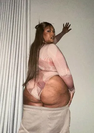 Lizzo OnlyFans Leaked Free Thumbnail Picture - #dc5GDoRn4Z