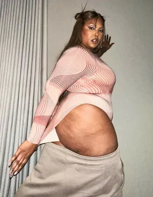 Lizzo OnlyFans Leaked Free Thumbnail Picture - #eikIeyVN0m