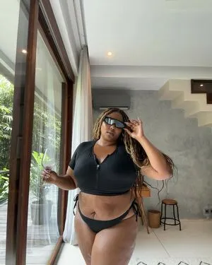 Lizzo OnlyFans Leaked Free Thumbnail Picture - #h8fcL6fTne
