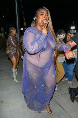 Lizzo OnlyFans Leaked Free Thumbnail Picture - #hEIDu0Do9o