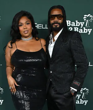 Lizzo OnlyFans Leaked Free Thumbnail Picture - #hVJ1WfCnoA