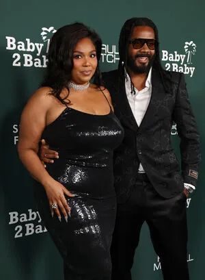 Lizzo OnlyFans Leaked Free Thumbnail Picture - #hyjGrNs1bG