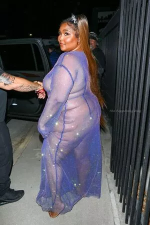Lizzo OnlyFans Leaked Free Thumbnail Picture - #mat0AgHWRq