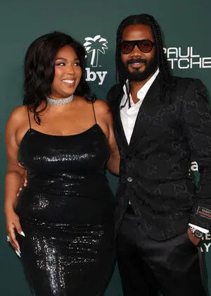 Lizzo OnlyFans Leaked Free Thumbnail Picture - #oe0cQHC8QV