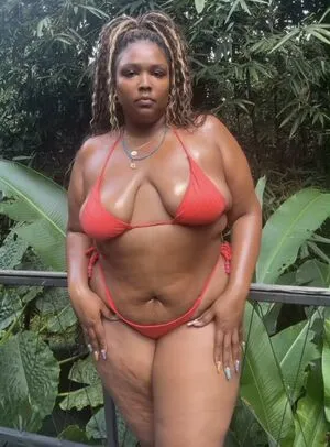 Lizzo OnlyFans Leaked Free Thumbnail Picture - #orwrpEv8Iy