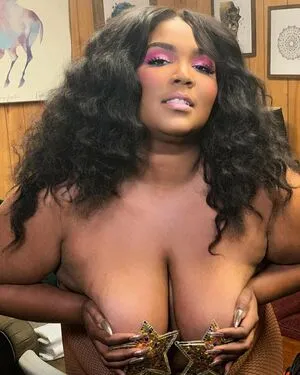 Lizzo OnlyFans Leaked Free Thumbnail Picture - #pARtClWRpY