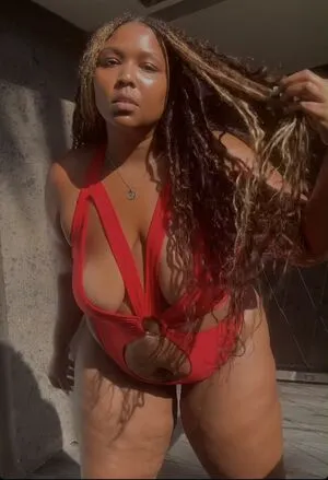 Lizzo OnlyFans Leaked Free Thumbnail Picture - #tQbemAQXjo
