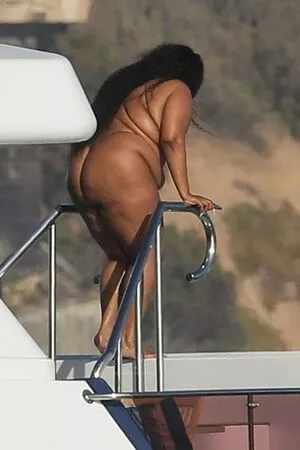 Lizzo OnlyFans Leaked Free Thumbnail Picture - #yWpUQ43xfS