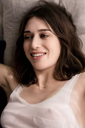 Lizzy Caplan OnlyFans Leaked Free Thumbnail Picture - #c1pSE0NaK3