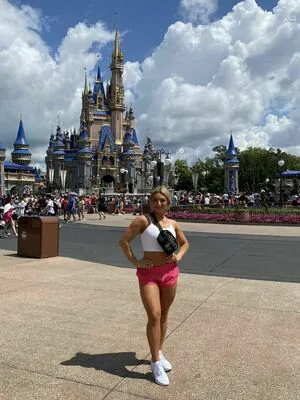 Lizzy Decologero OnlyFans Leaked Free Thumbnail Picture - #VtQSRvJnyN