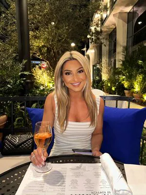 Lizzy Decologero OnlyFans Leaked Free Thumbnail Picture - #p3B7hk7S3N