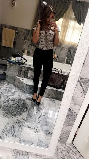 Lizzy Decologero OnlyFans Leaked Free Thumbnail Picture - #xTnXcigHTv