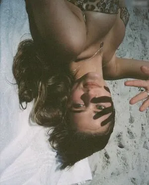 Lizzy Greene OnlyFans Leaked Free Thumbnail Picture - #4BFAEQuym0