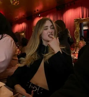 Lizzy Greene OnlyFans Leaked Free Thumbnail Picture - #B6jc5D4RQd