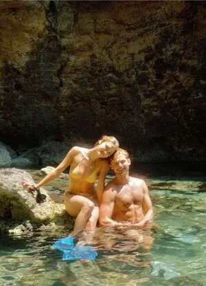 Lizzy Greene OnlyFans Leaked Free Thumbnail Picture - #On38hkD7SU