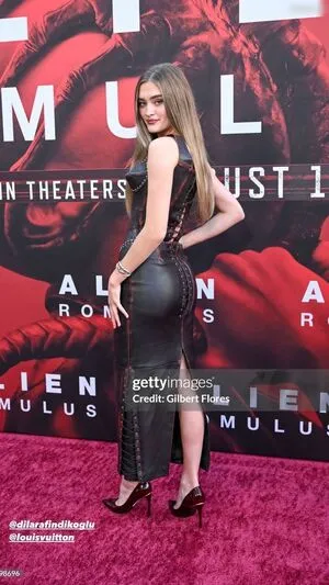 Lizzy Greene OnlyFans Leaked Free Thumbnail Picture - #Re1iP7gVcQ