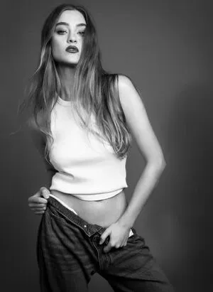 Lizzy Greene OnlyFans Leaked Free Thumbnail Picture - #S4SzKc2IzQ