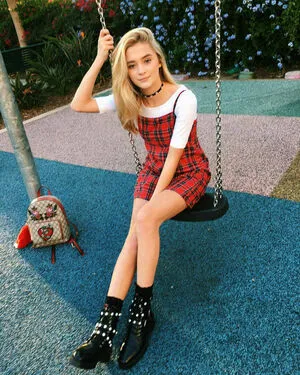 Lizzy Greene OnlyFans Leaked Free Thumbnail Picture - #SyNANcD221